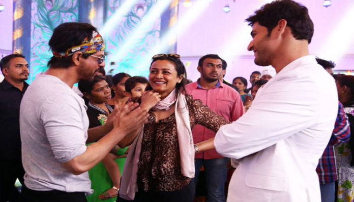 Mahesh Babu Sends Out Birthday Wishes To Shahrukh Khan On Twitter With A Throwback Picture