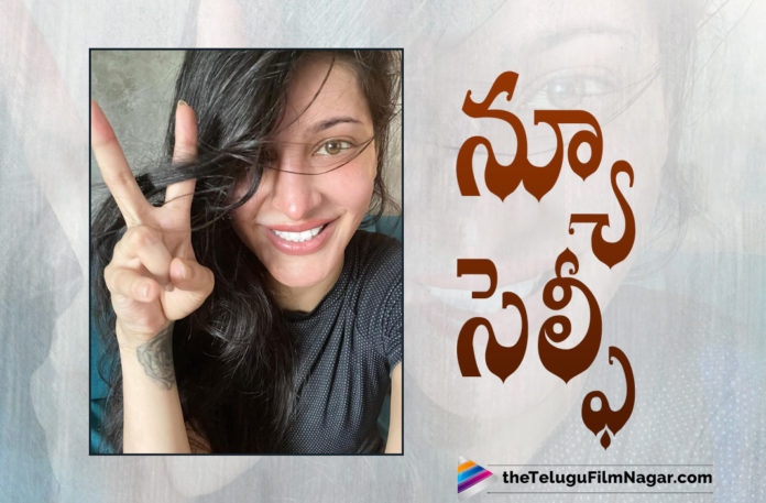 Actress Shruti Haasan Shares Selfie From Her Workout Session On Instagram,Telugu Filmnagar,Latest Telugu Movies 2021,Tollywood Movie Updates,Latest Tollywood News,Shruti Haasan Reveals Her Workout Secret With Fresh Faced Selfies,Shruti Haasan Fitness Routine,Shruti Haasan Shares A Special Workout Secret,Shruti Haasan New Movies,Shruti Haasan Latest Movies,Shruti Haasan New Movie Updates,Shruti Haasan Latest Movie Updates,Shruti Haasan Movies,Shruti Haasan New Movie,Shruti Haasan Latest Movies,Shruti Haasan Next Movie,Shruti Haasan Upcoming Movies,Shruti Haasan Next Project,Shruti Haasan Upcoming Projects,Shruti Haasan Movie Updates,Shruti Haasan Movie News,Shruti Haasan New Post,Shruti Haasan Instagram Post,Shruti Haasan Post,Shruti Haasan Latest Post,Shruti Haasan Fitness,Shruti Haasan Fitness Post,Shruti Haasan Photos,Shruti Haasan Images,Shruti Haasan Pics,Shruti Haasan Workout,Shruti Haasan Gym Workout,Shruti Haasan Latest News,Shruti Haasan's Instagram,Shruti Haasan Workout Session,Shruti Haasan Shares Selfie From Her Workout Session,Shruti Haasan Shares Selfie,Shruti Haasan Selfie